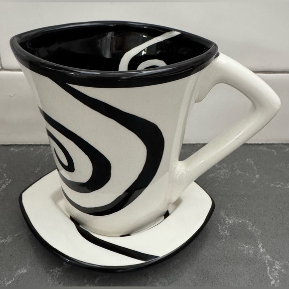 RARE Urban Graffiti Spiral Black & White Coffee/Latte Cup & Saucer Replacement - Picture 1 of 8